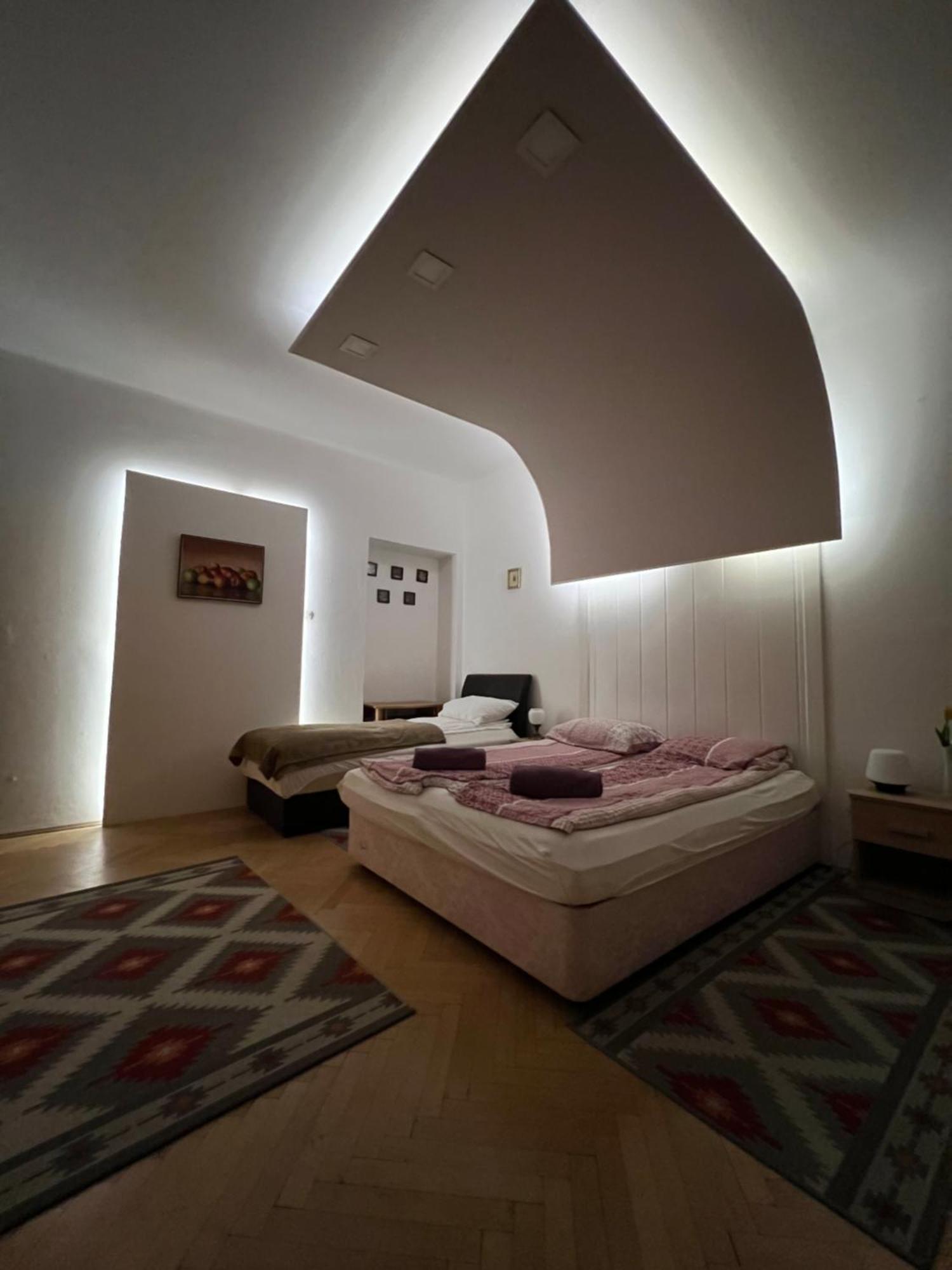 Central Bank Apartment Сараево Экстерьер фото